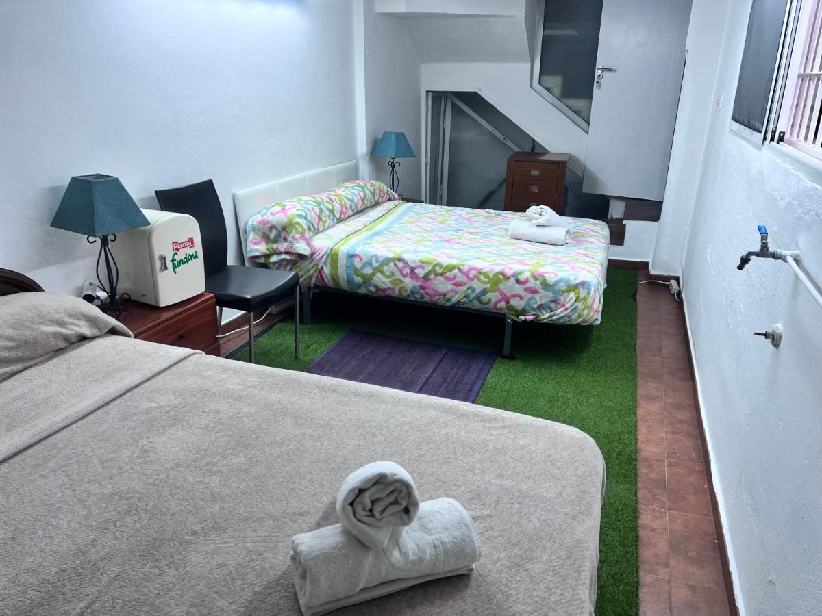 Casa Ideal Familias Y Grupos Con Balcones Exterior Soleada Patios Cerca Alhambra, Sierra Nevada, Rio Genil, Lancha Del Genil, Parque Llano Y Reloj Del Sol Con Barbacoas, Campo De Futbol, Circuito Gimnasia Apartment Granada Exterior photo